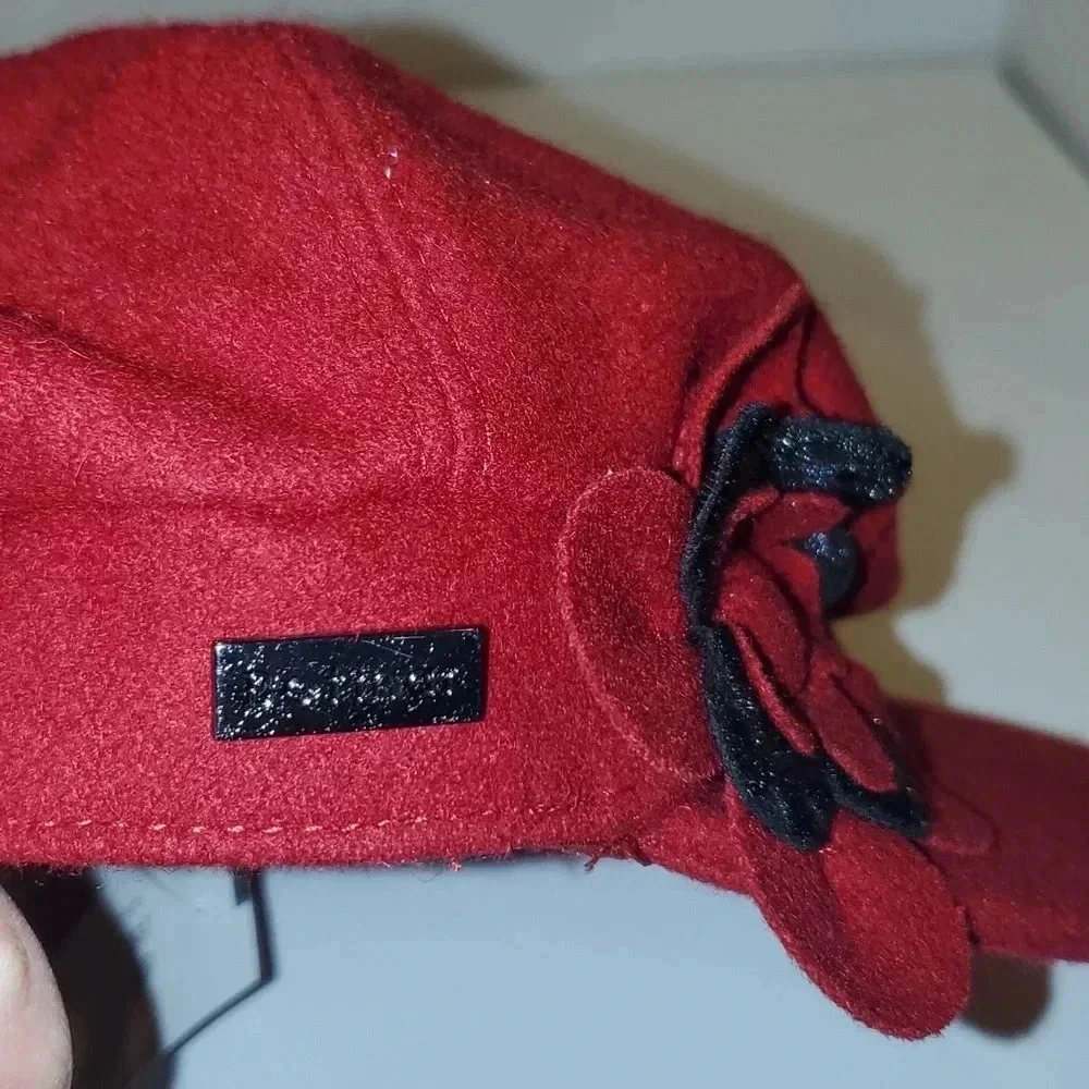 BETMAR RED WOOL ADJUSTABLE CAP BERET WITH FLOWER NWT